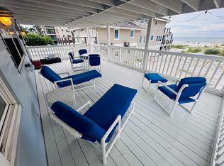 13141 Gulf Ln #B, Saint Petersburg, FL 33708