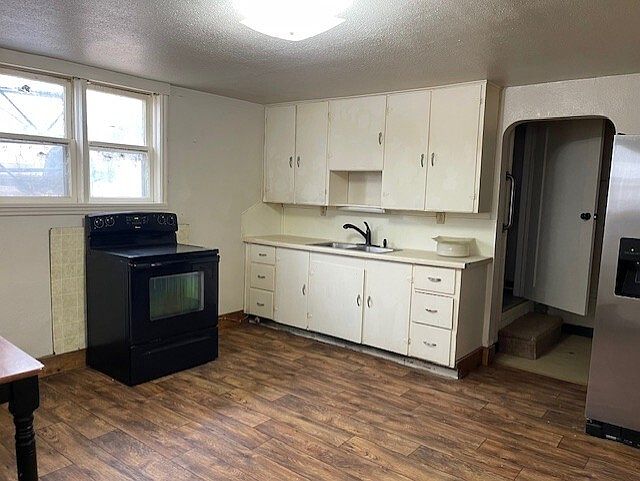 1st image of 411 E Maiden St #4