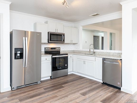 2nd image of 3515 Honey Meadows