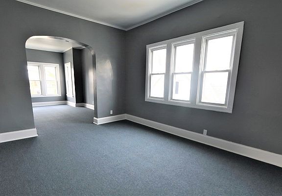 2nd image of 9329 S Greenwood Ave #2