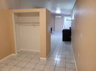 824 O St #B, Sanger, CA 93657