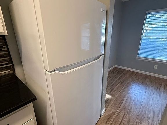 4th image of 2102 Deadwood Dr