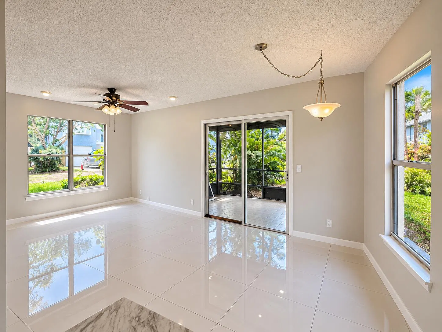 3 bed, 2.5 bath, 1500 sqft, $3,000 — Photo 2