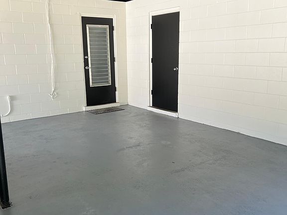 2nd image of 21 N Brock St #B