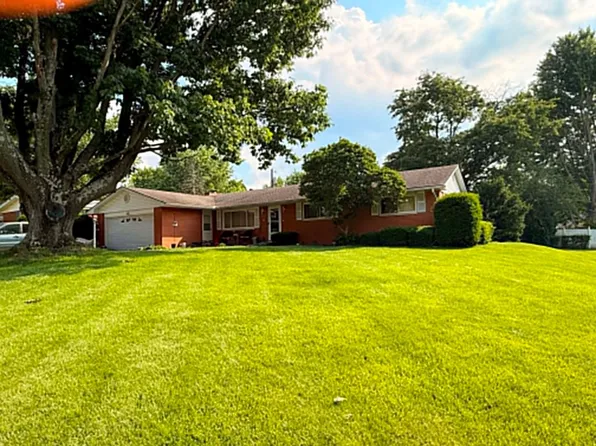 995 Oak Dale Dr, Xenia, OH 45385