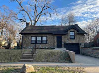 1531 Center Ave, Iowa City, IA 52240