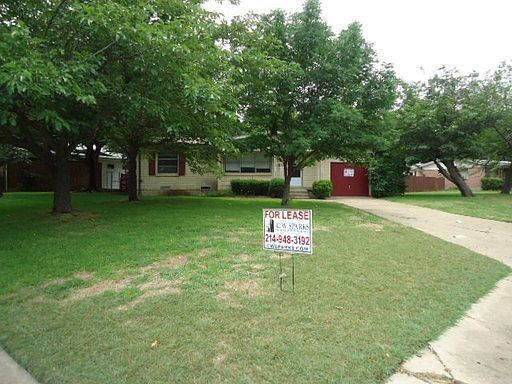2nd image of 937 Burleson St