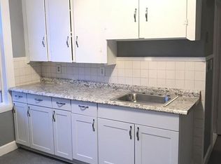 385 Chatham St APT 3, Lynn, MA 01902
