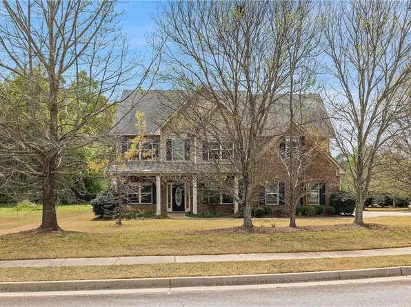 316 Norway Spruce Ct, Locust Grove, GA 30248