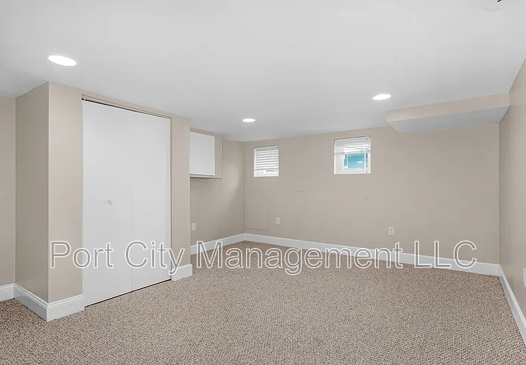 430 W 23rd St — Photo 10