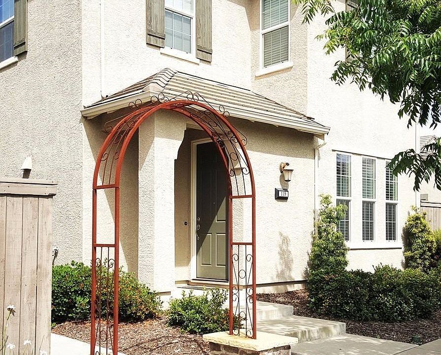 1st image of 119 Talmont Cir #119
