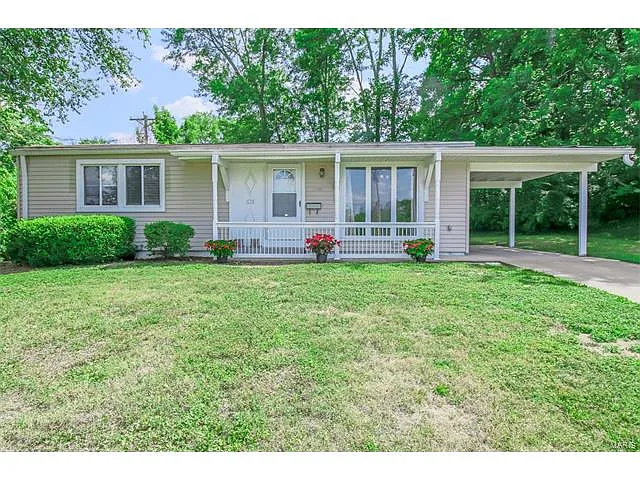 130 E Waymire Ave photo 1
