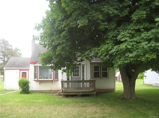 6276 Main Rd, Stafford, NY 14143