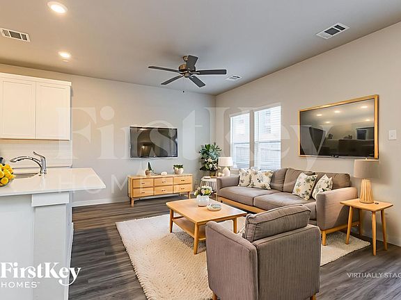 5th image of 18314 W Centro Cir