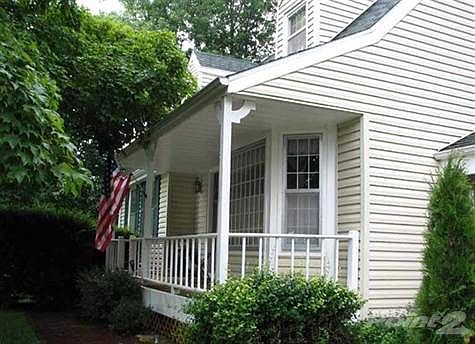 Front Porch Up Close