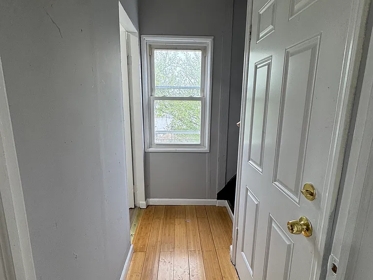 52-54 Ives Ct #3 — Photo 19