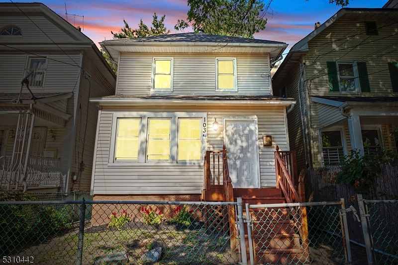 1st image of 103 Columbia Ave