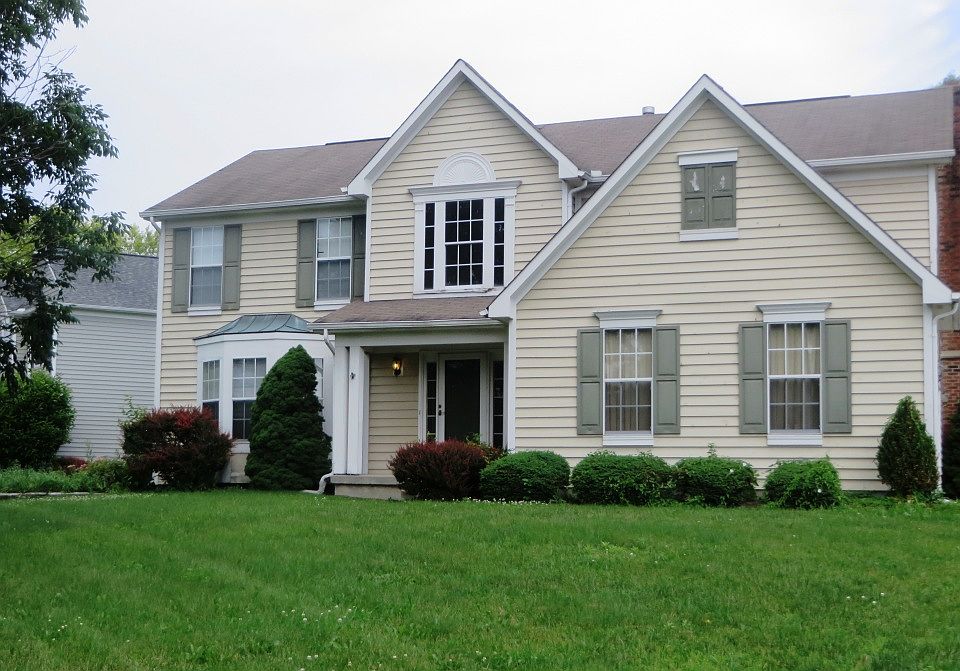 Summerfield Rd, front view