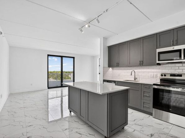 350 W Hidden Valley Blvd #104