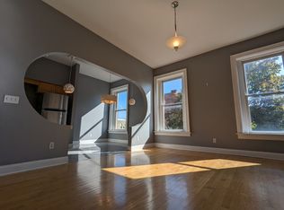 192 Remsen St #2B, Cohoes, NY 12047