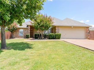 518 Oak Lk, Lake Dallas, TX 75065
