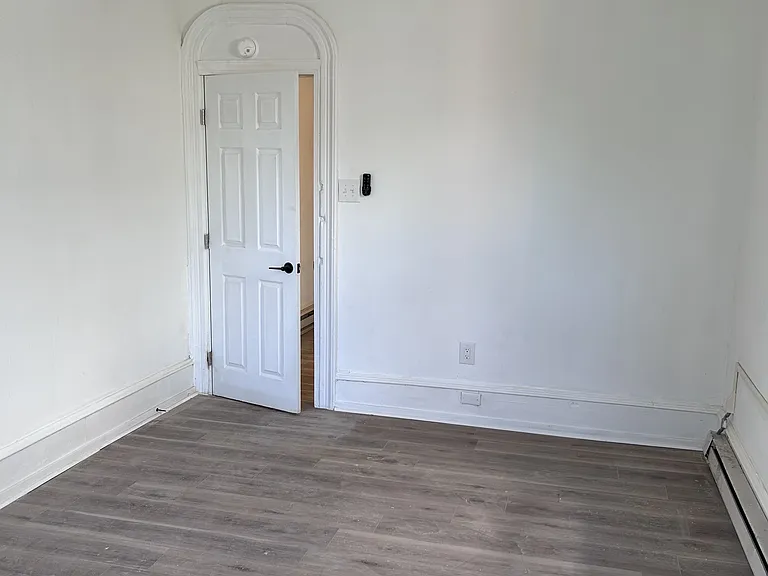 1223 W Hilton St #1 — Photo 4