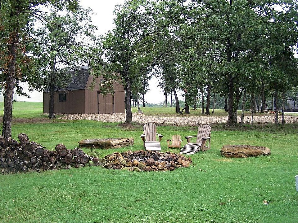 firepit/Tuff Shed