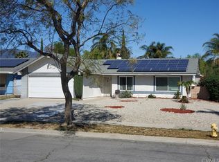 17370 Montgomery Ave, Fontana, CA 92336