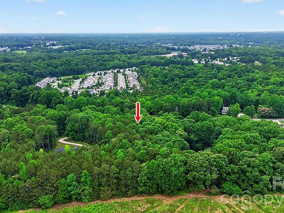 3rd image of 187 Alexander Acres Rd