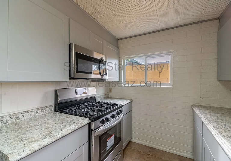 8039 E 5th Ave — Photo 11