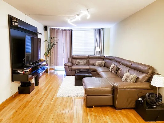 Sold by KA Realty Group Inc | media 34