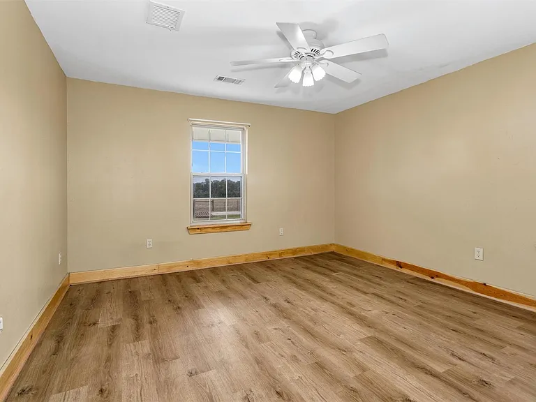 7581 County Road 333 — Photo 28