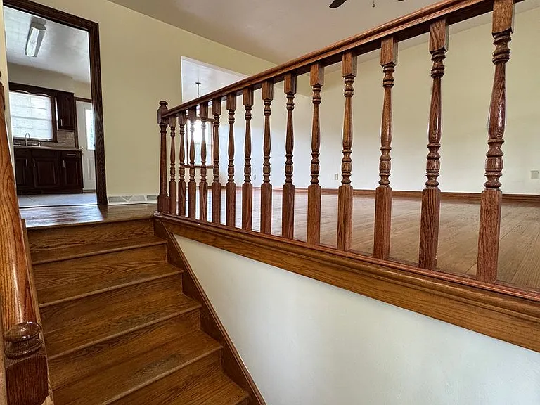 5001 Sampson Dr — Photo 9