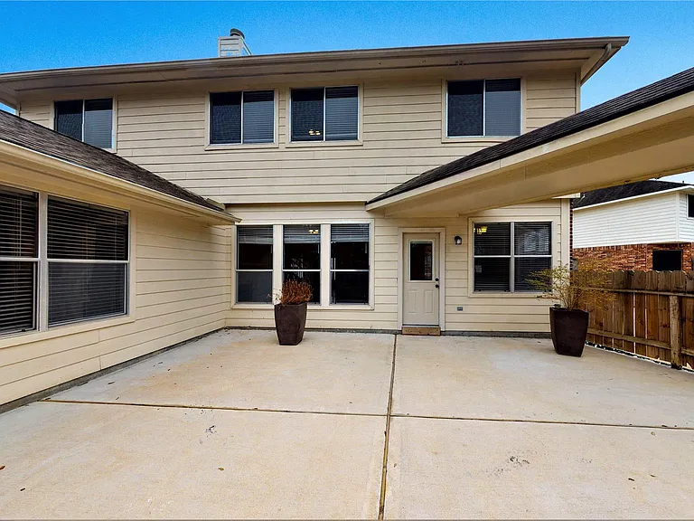 20802 Newbury Park Dr — Photo 47