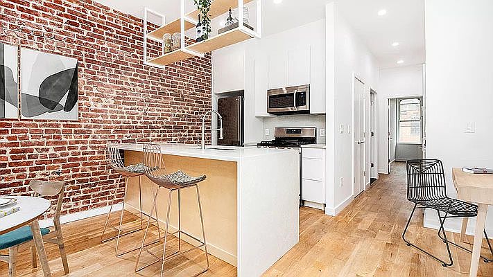 1st image of 276 Linden St #3