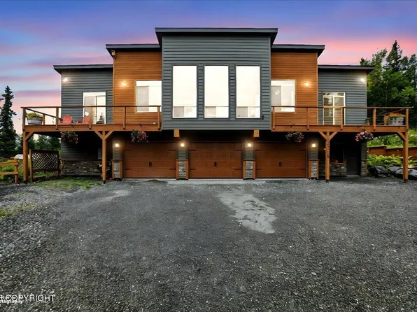 14310 Pickett St, Anchorage, AK 99516