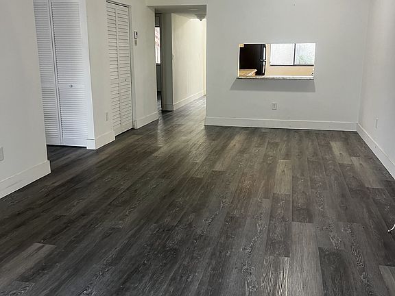 4th image of 535 NW 210th St APT 104
