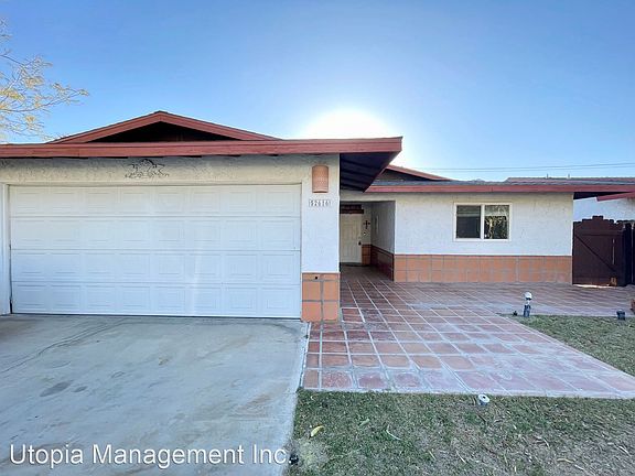 3rd image of 52616 Avenida Herrera