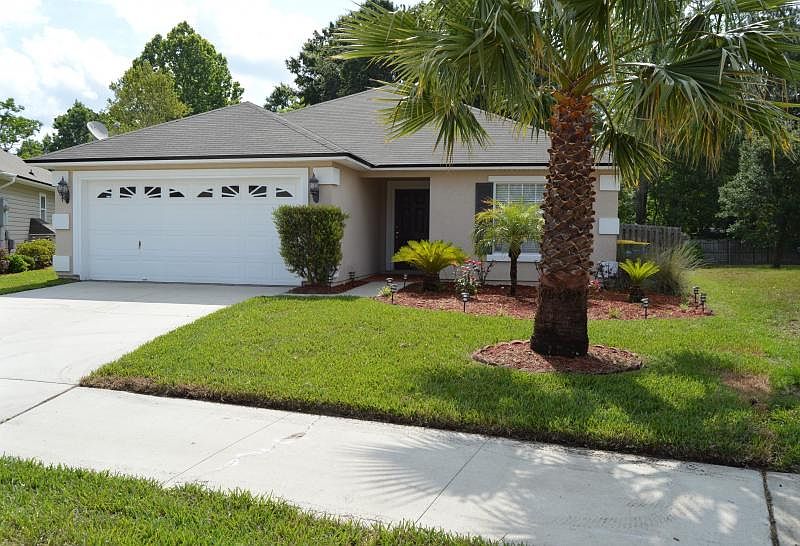 1st image of 12172 Hayden Lakes Cir