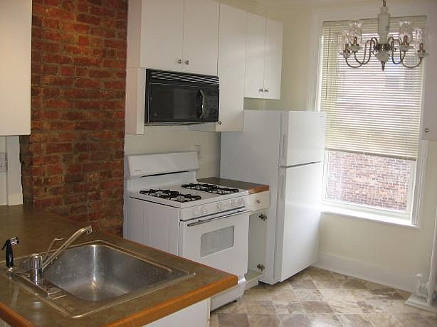 2nd image of 5 Henry Ave #5