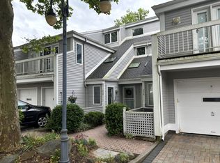 276 Breakers Ln UNIT 276, Stratford, CT 06615