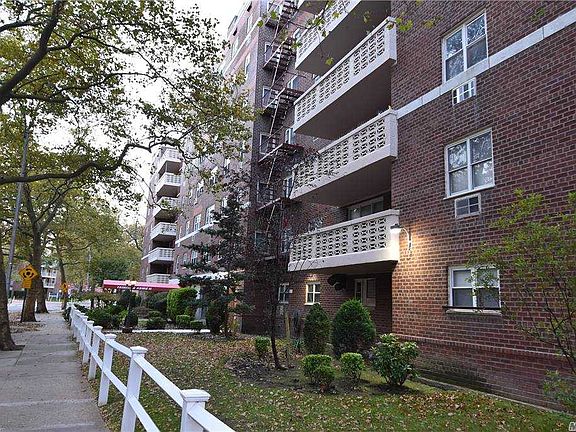 2nd image of 151-40 88th St APT 6B