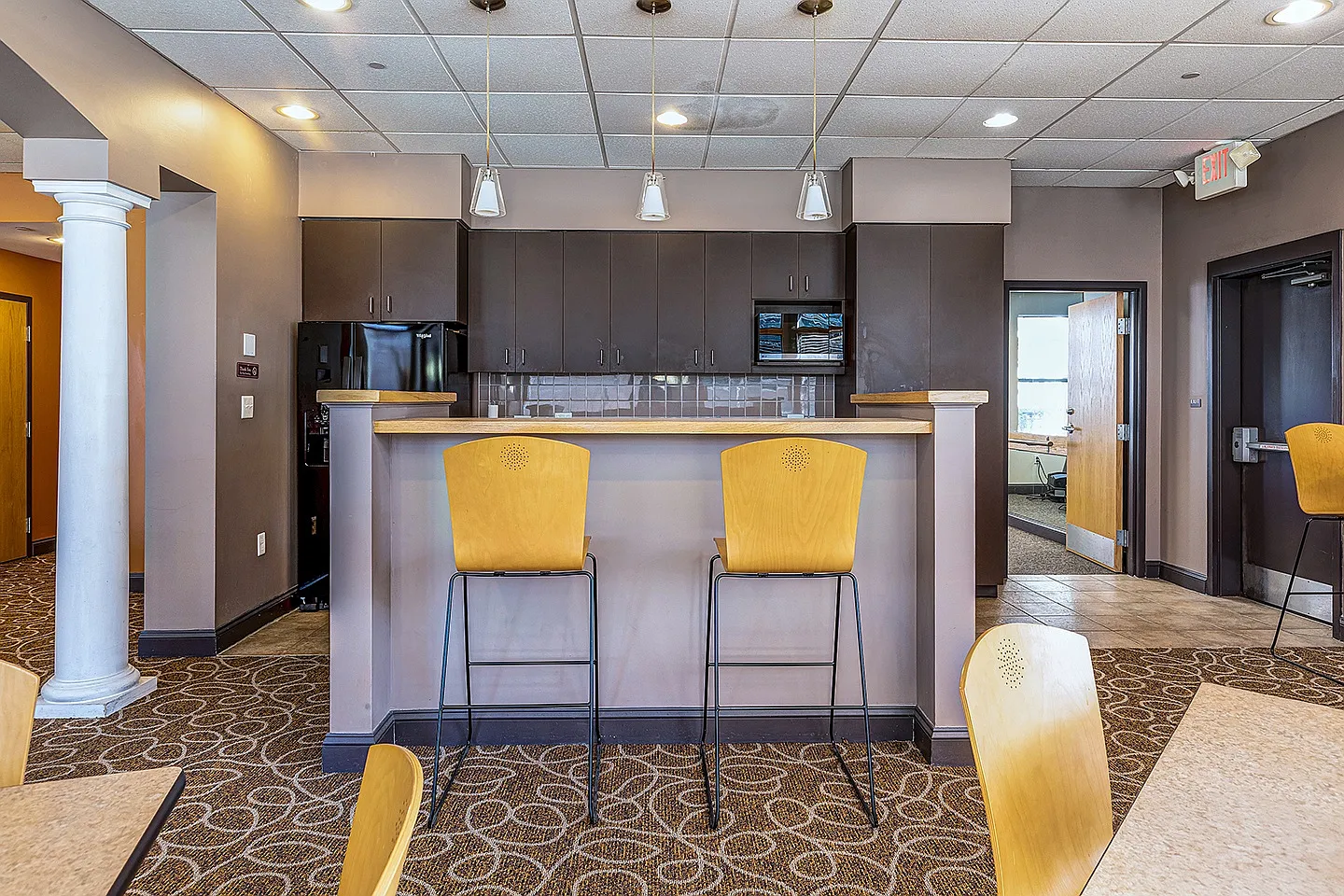 Fairfield Apartments — Photo 1
