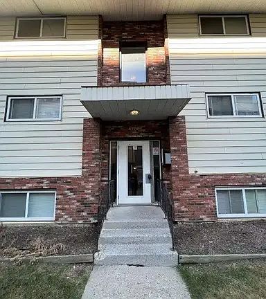 2nd image of 5118 43rd St #302