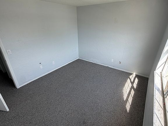 2nd image of 122 Hummingbird St APT C