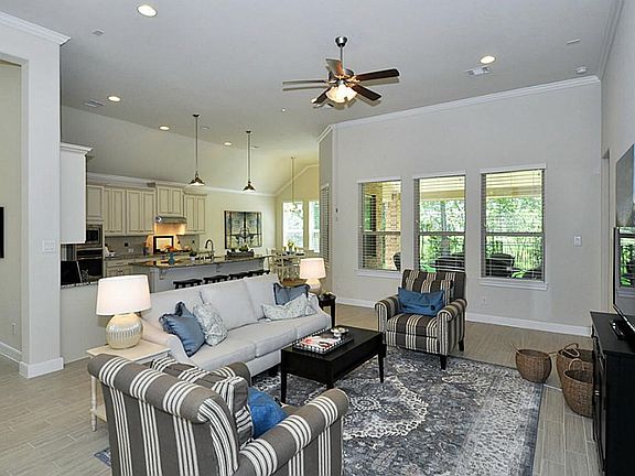 5th image of 114 Blue Gilia Ct