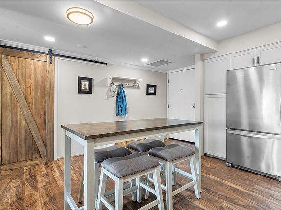 5th image of 2222 1st Ave NE APT 303