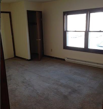 4th image of 1949 Western Ave #902