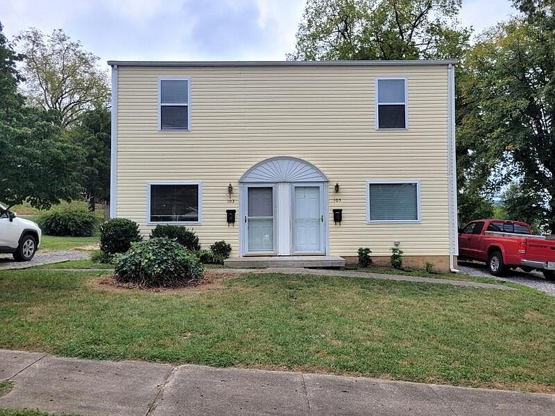 1st image of 103 W Augusta Ave