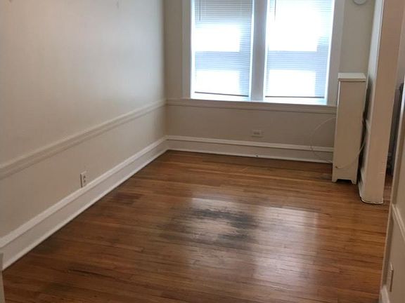 3rd image of 2342 N Spaulding Ave #206